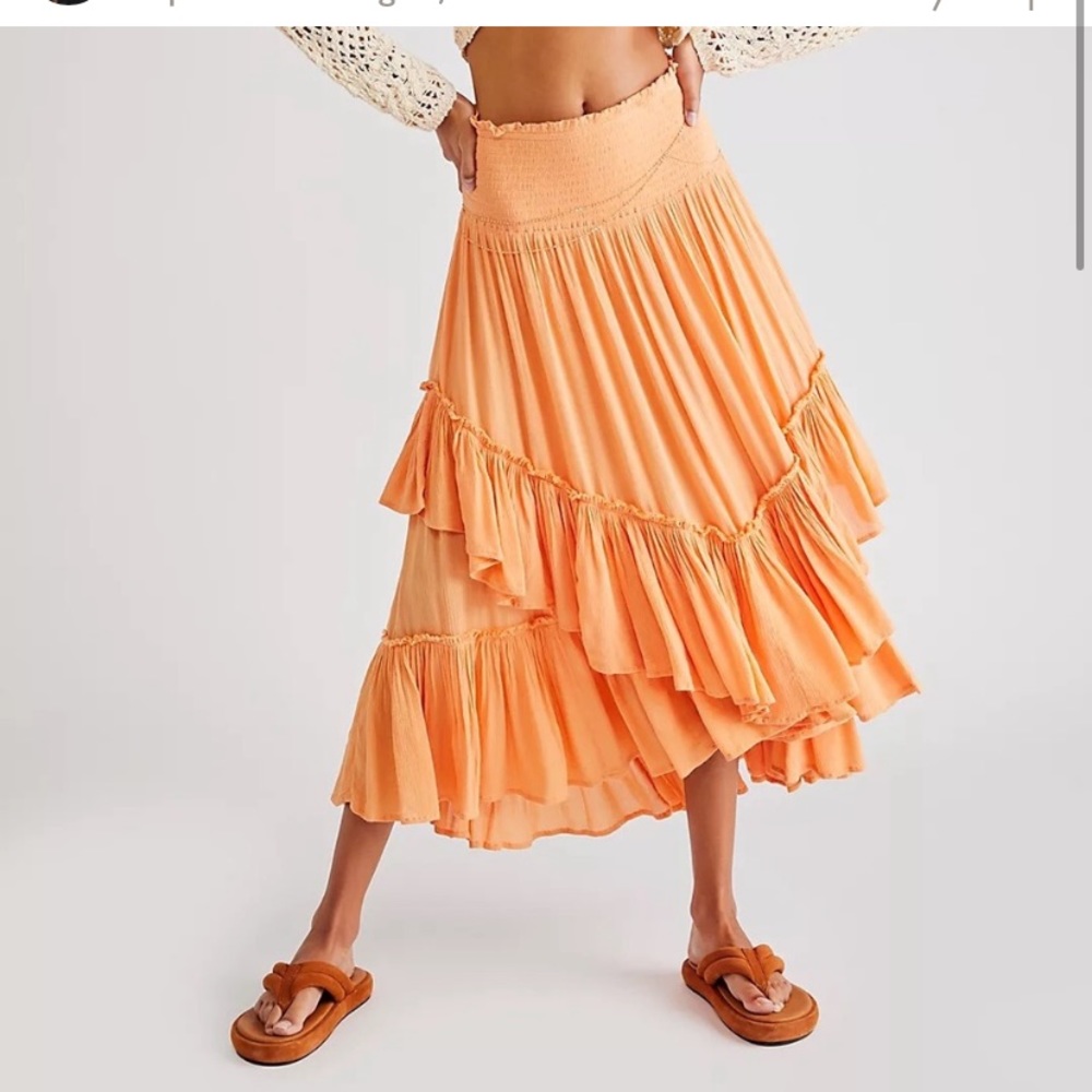 Free People The Convertible Skirt in PAPAYA, Sz. S